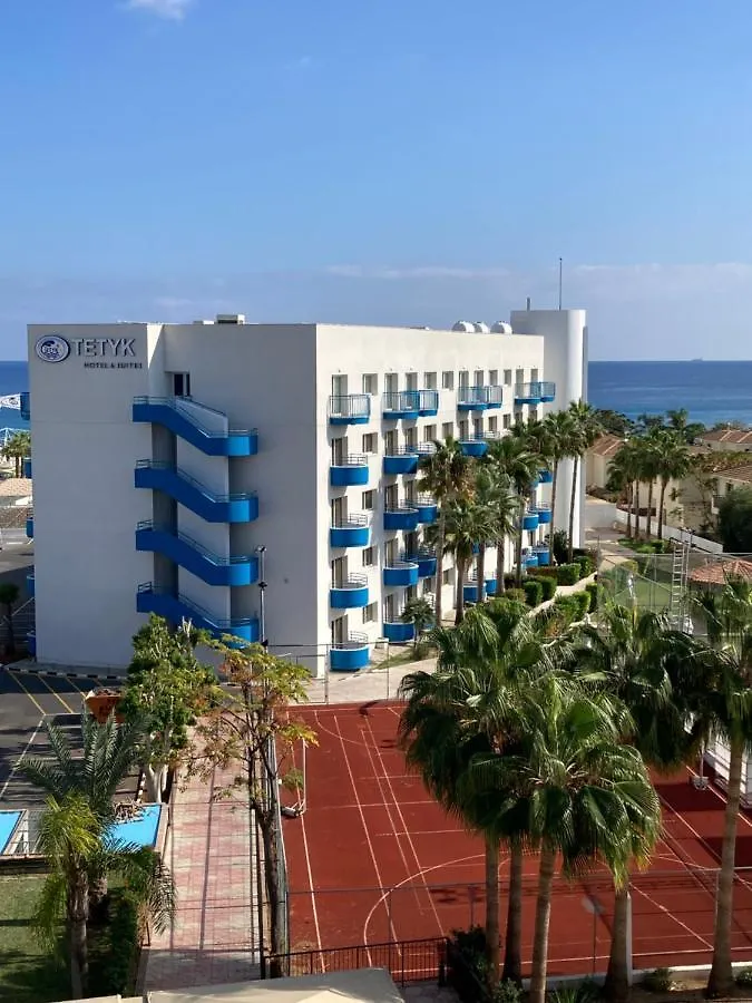 Tetyk Hotel Pernera