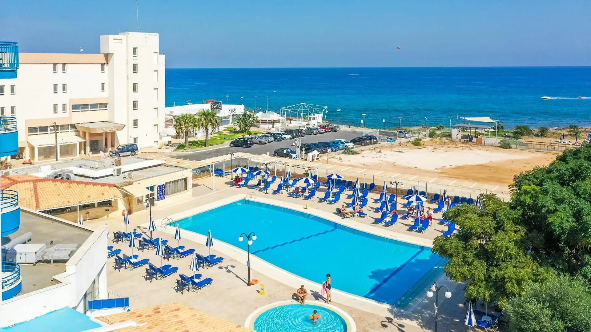 Tetyk Hotel Pernera