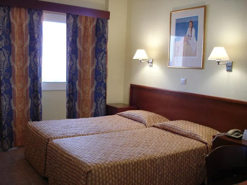Tetyk Hotel Pernera