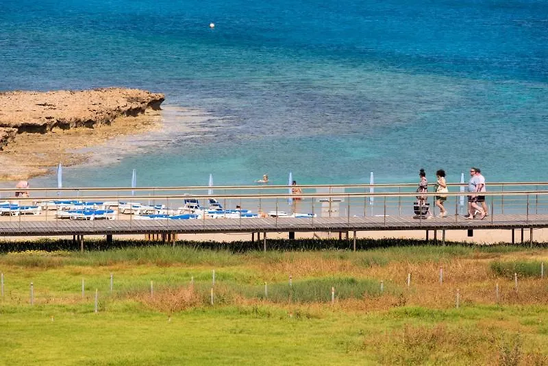 Tetyk Hotel Pernera