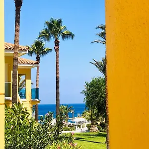 4* Курортный комплекс Malama Village